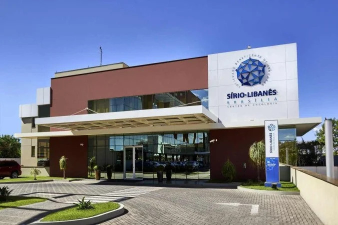 Fachada do Hospital Sírio-Libanês em Brasília, unidade integrante da rede credenciada da Porto Seguro Saúde conforme o plano contratado